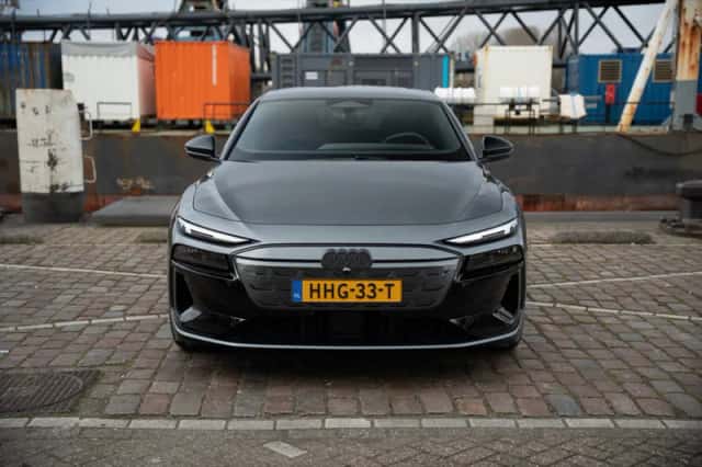 Audi A6 (2025) thumbnail 2