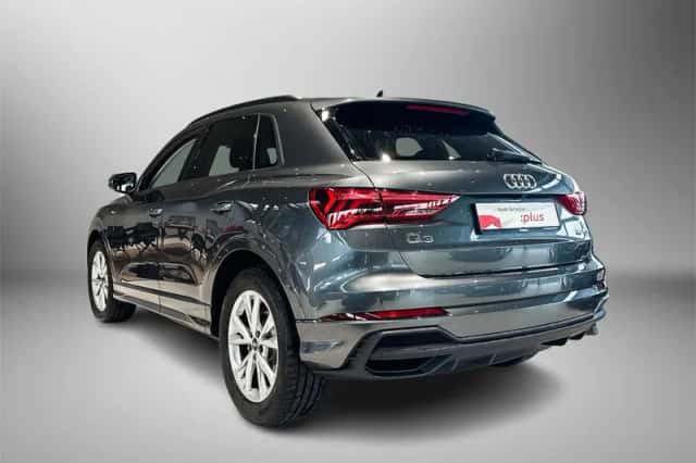 Audi Q3 (2025) thumbnail 2