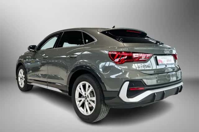 Audi Q3 (2025) thumbnail 2