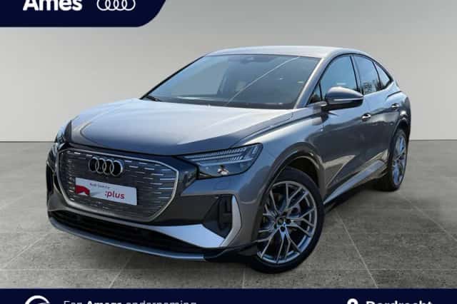 Audi Q4 (2024) thumbnail 1