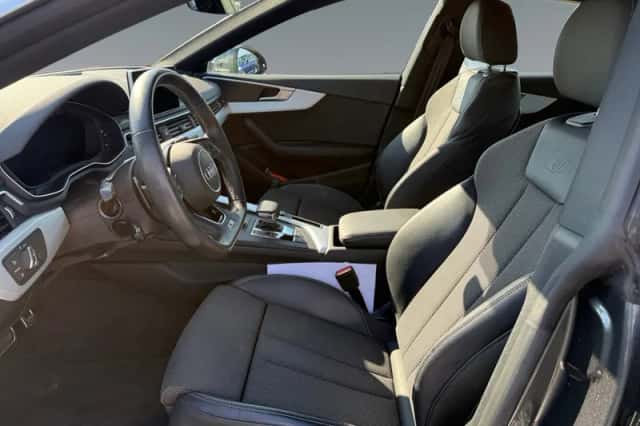 Audi A5 (2019) thumbnail 4