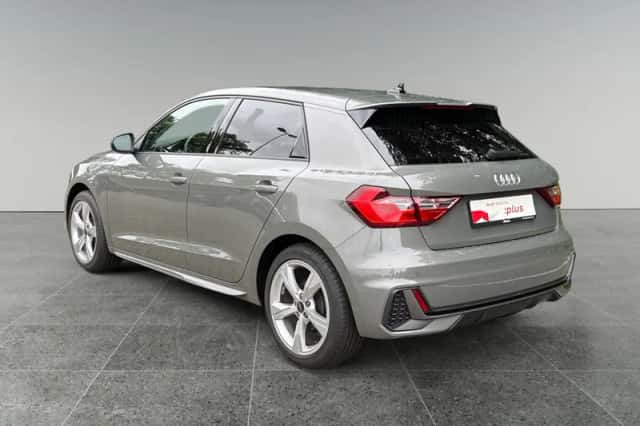 Audi A1 (2025) thumbnail 2