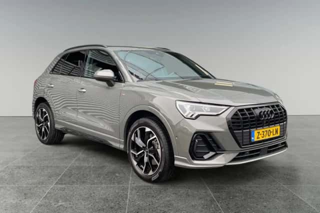 Audi Q3 (2024) thumbnail 2
