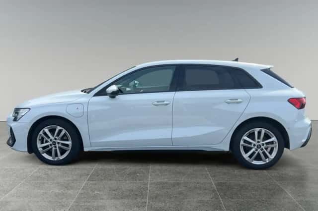 Audi A3 (2025) thumbnail 4