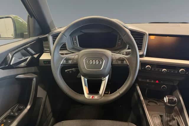 Audi A1 (2025) thumbnail 6