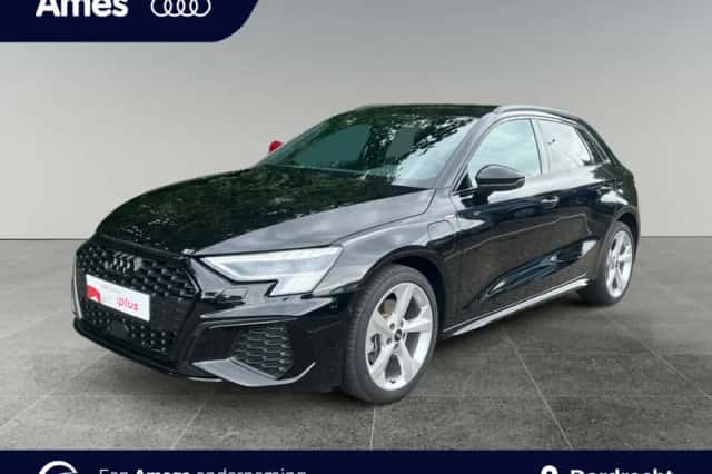 Audi A3 (2024) thumbnail 1