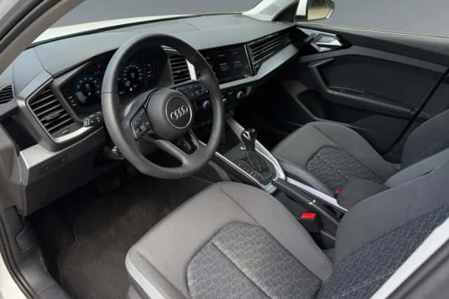Audi A1 (2024) thumbnail 5