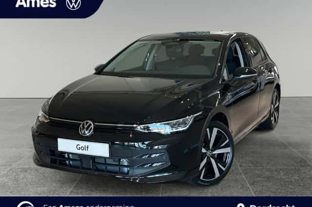 Volkswagen Golf (2025) thumbnail 1