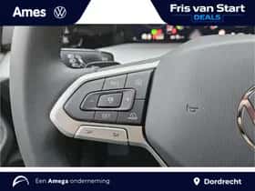 Volkswagen Golf (2025) thumbnail 17