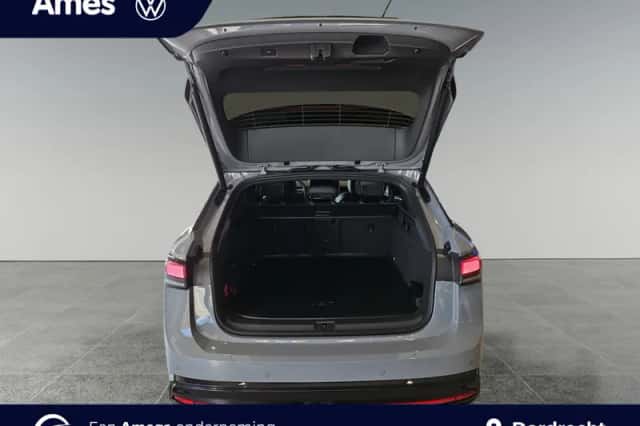 Volkswagen ID.7 (2026) thumbnail 6