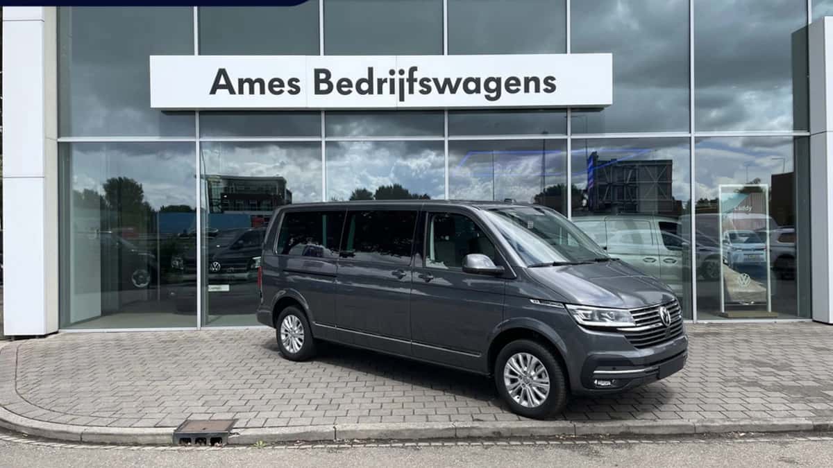 Volkswagen Transporter (2024) — foto 1