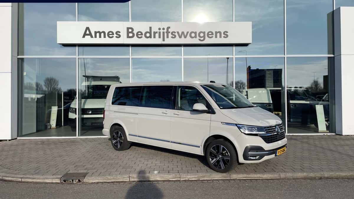 Volkswagen Transporter (2024) — foto 1