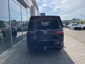 Volkswagen Multivan (2024) thumbnail 11