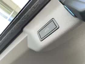 Volkswagen Multivan (2024) thumbnail 13