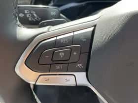 Volkswagen Multivan (2024) thumbnail 28