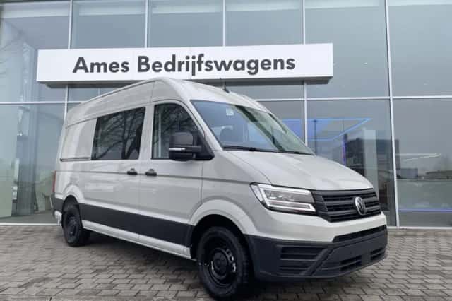 Volkswagen Crafter (2024) thumbnail 2