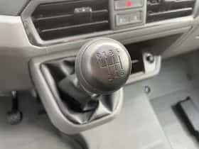 Volkswagen Crafter (2024) thumbnail 24