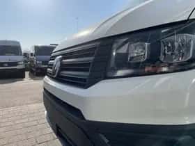 Volkswagen Crafter (2024) thumbnail 4