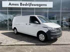 Volkswagen Transporter (2024) thumbnail 2