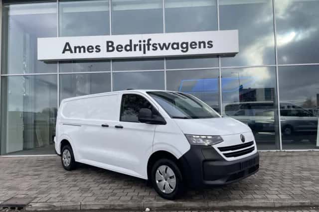 Volkswagen E-Transporter (2025) thumbnail 2