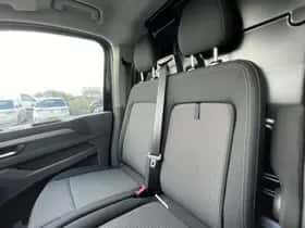 Volkswagen Transporter (2024) thumbnail 23
