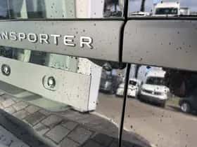Volkswagen Transporter (2024) thumbnail 8