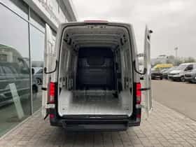 Volkswagen Crafter (2024) thumbnail 10