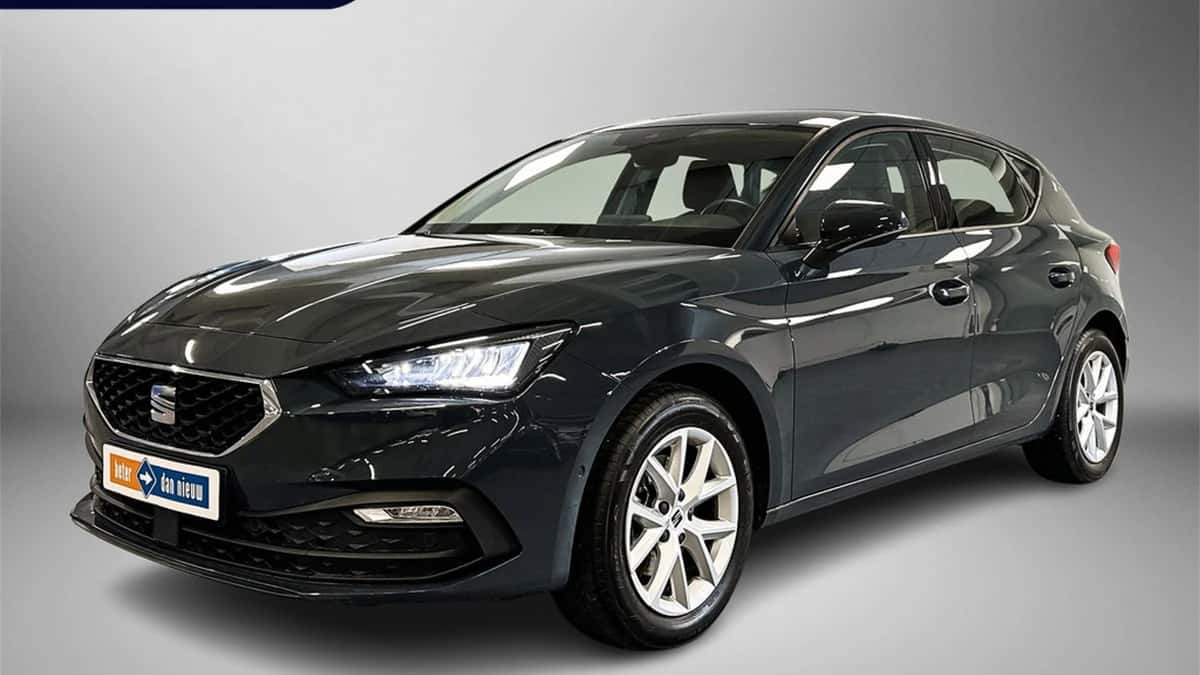 SEAT Leon (2025) — foto 1