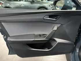 SEAT Leon (2025) thumbnail 14