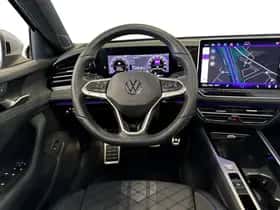 Volkswagen Passat (2025) thumbnail 8