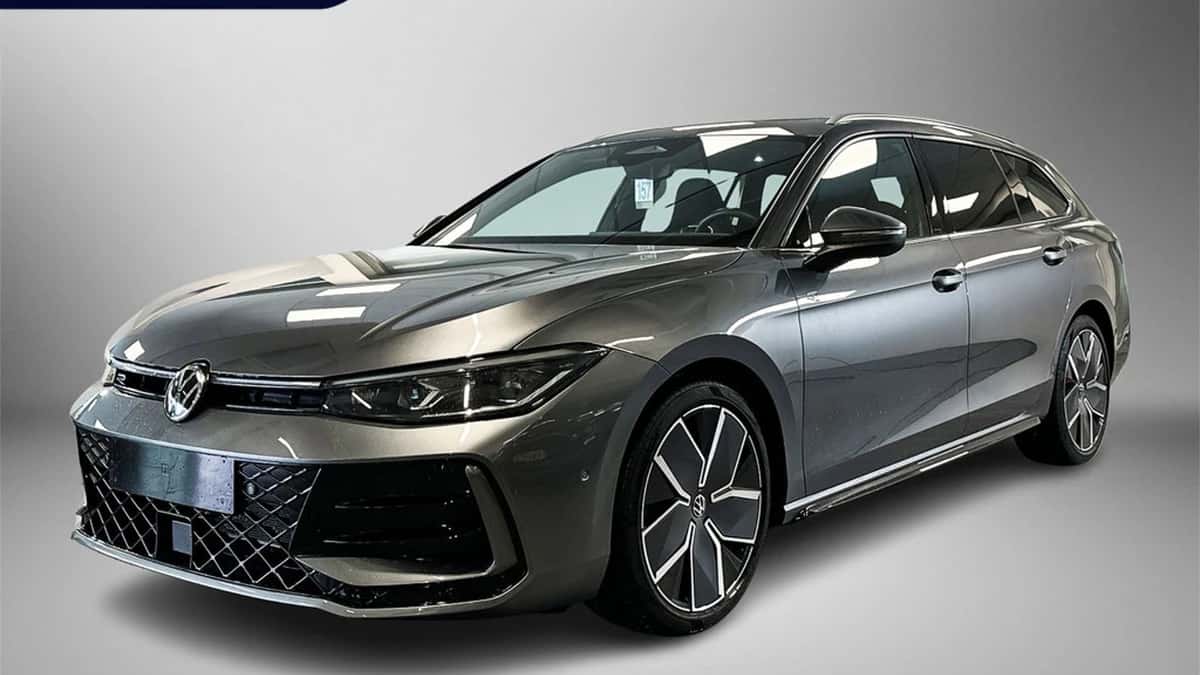 Volkswagen Passat (2025) — foto 1