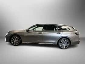 Volkswagen Passat (2025) thumbnail 4
