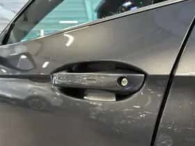 Volkswagen Passat (2025) thumbnail 32