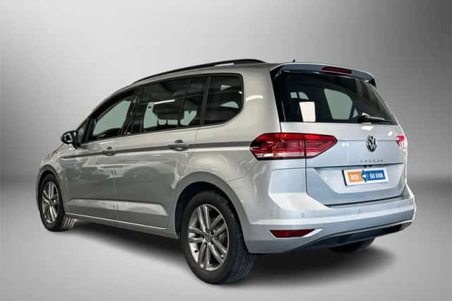 Volkswagen Touran (2025) thumbnail 2