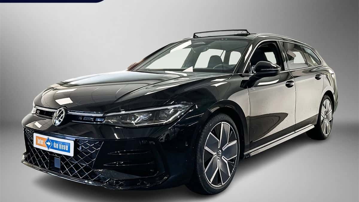 Volkswagen Passat (2025) — foto 1