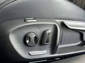 Volkswagen Passat (2025) thumbnail 10