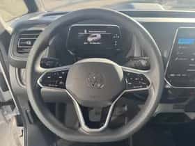 Volkswagen ID. Buzz (2025) thumbnail 9