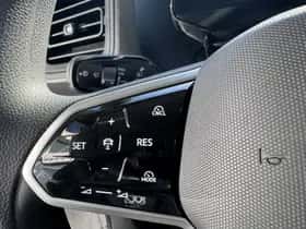 Volkswagen ID. Buzz (2025) thumbnail 10