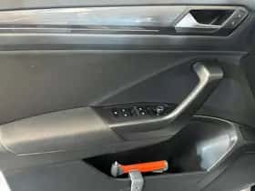 Volkswagen T-Roc (2021) thumbnail 9
