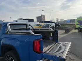 Volkswagen Amarok (2024) thumbnail 3
