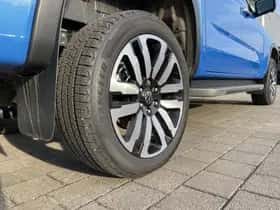 Volkswagen Amarok (2024) thumbnail 5