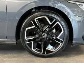 Volkswagen Golf (2025) thumbnail 14