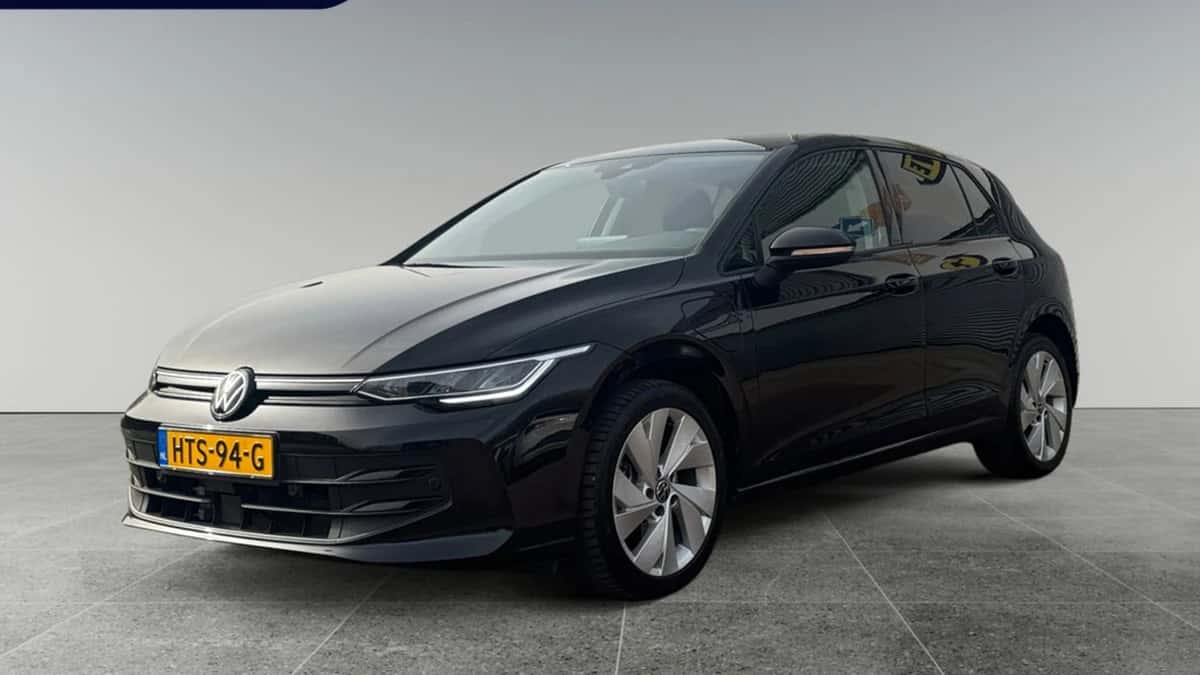 Volkswagen Golf (2025) — foto 1