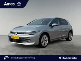 Volkswagen Golf (2025) thumbnail 1