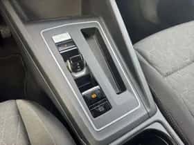 Volkswagen Golf (2025) thumbnail 17