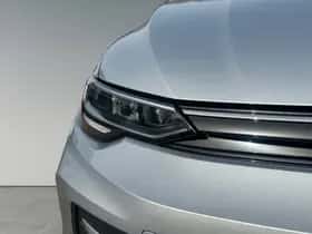 Volkswagen Golf (2025) thumbnail 9