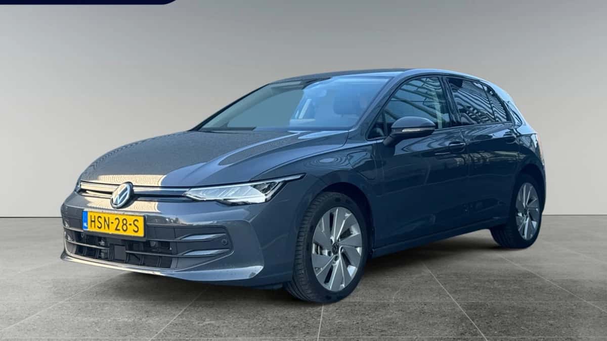 Volkswagen Golf (2025) — foto 1