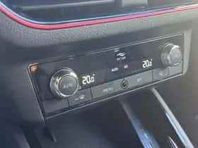 Škoda Kamiq (2021) thumbnail 23