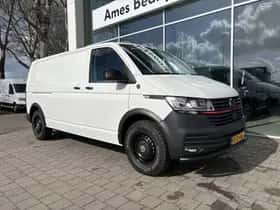 Volkswagen Transporter (2024) thumbnail 4
