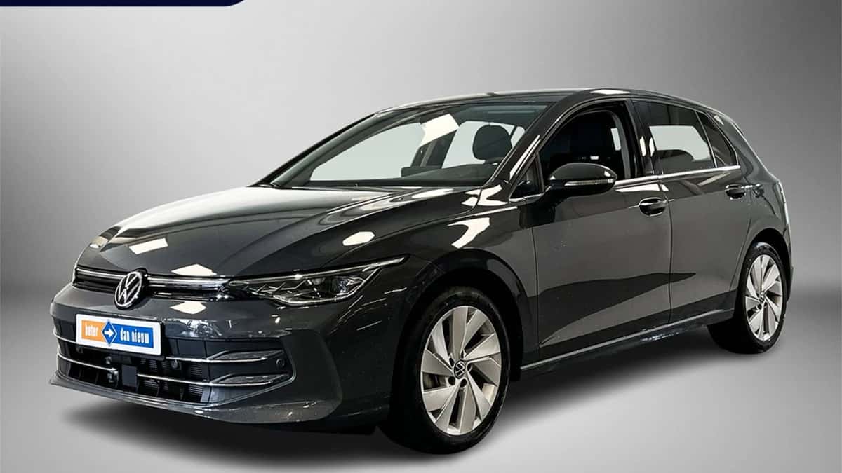 Volkswagen Golf (2025) — foto 1